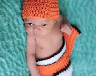 Crochet nemo baby cocoon pattern 0 to 12 months