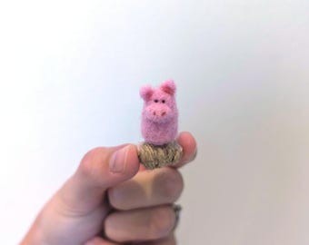 Miniature Pig letterbox gift, needle felt handmade ornament, mini printers tray collectible