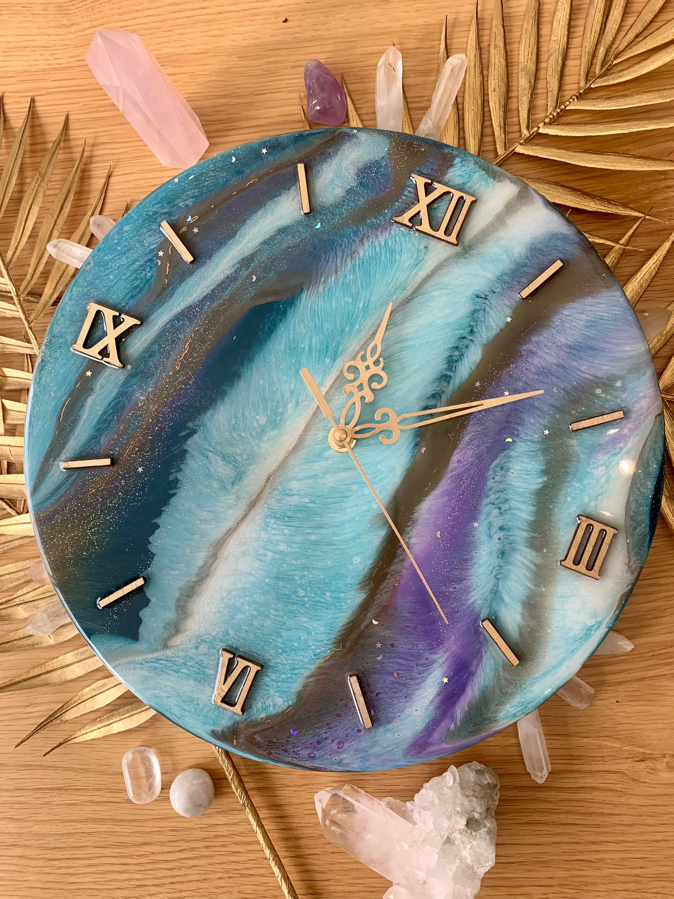 Horloge En bois Et Résine