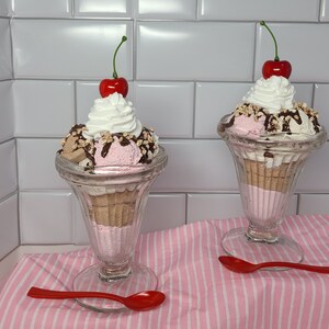 Fake Hot Fudge Sundae Neapolitan Sundae Ice Cream Bar Décor Summer ...