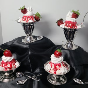 Fake Strawberry Sundae Fake Strawberry Syrup Retro Diner Old Fashioned ...