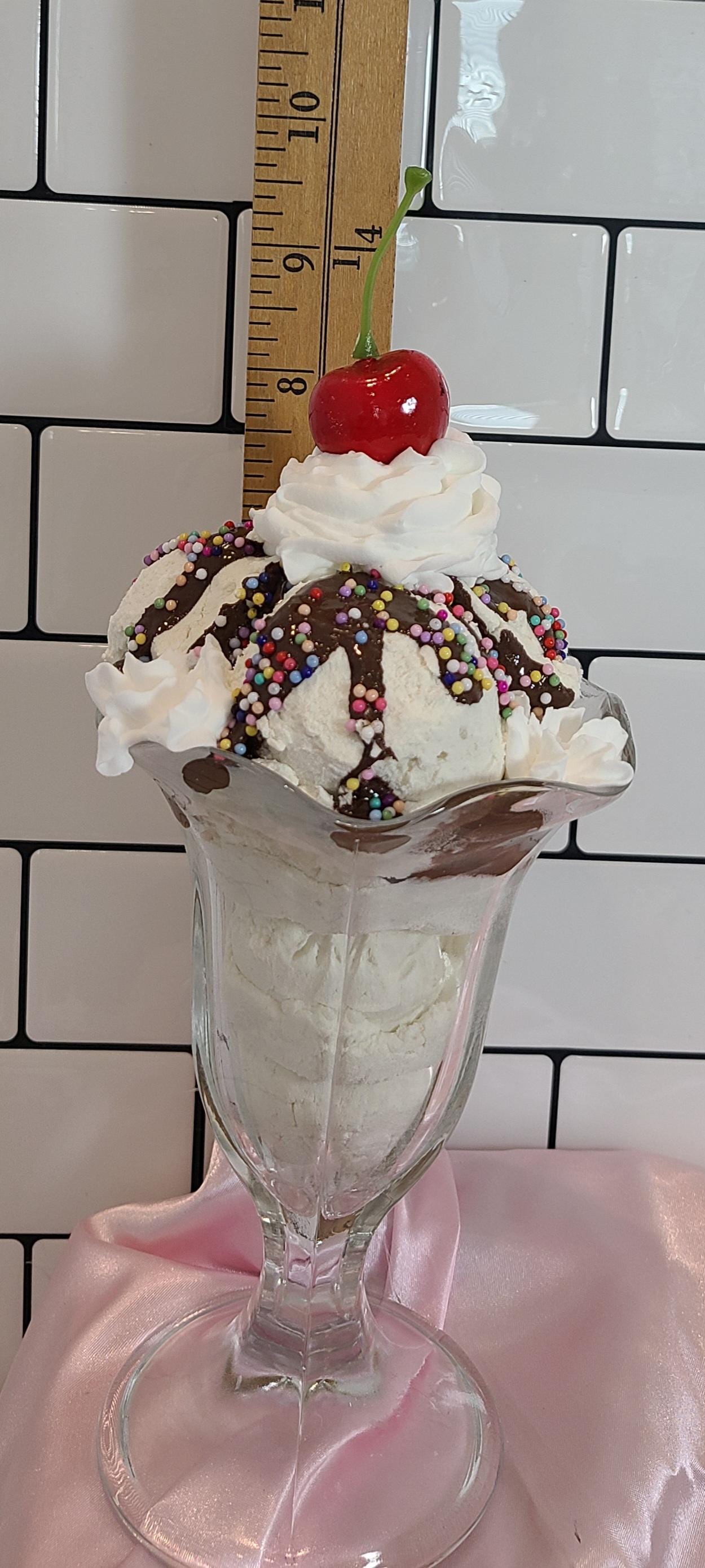 Fake Hot Fudge Sundae 50s Diner Strawberry, Vanilla Chocolate Sundae ...