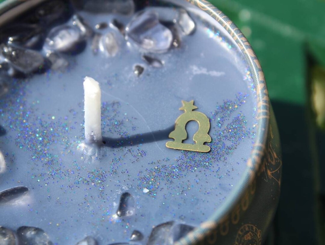 Zodiac Zen Soy Candles W/ Clear Quartz Astrology Birthday Etsy