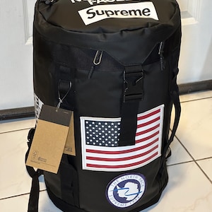 バッグ supreme North Face Expedition Backpack Supreme The North Face Expedition Backpack — Kick Game