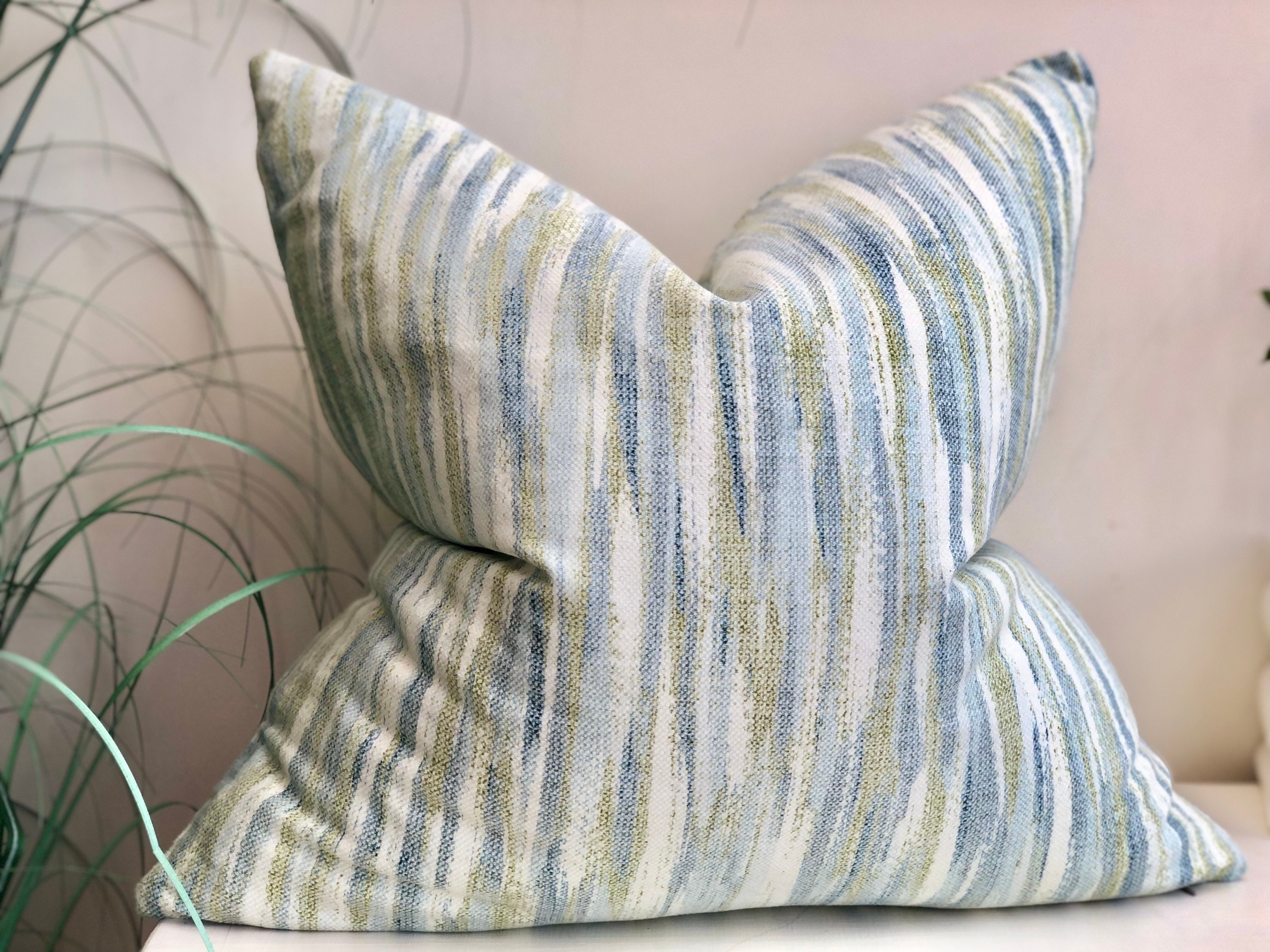 Outdoor cushions 22 x 22 deals