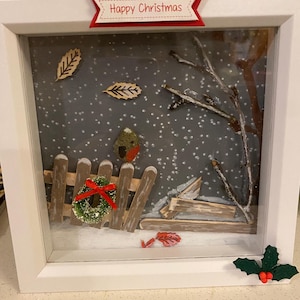 Pebble Robin Christmas art deep frame picture