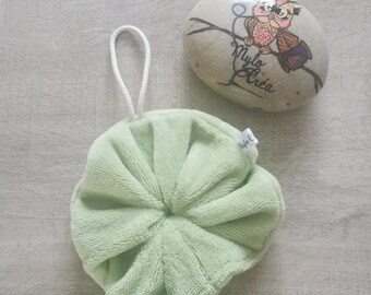 Bamboo sponge shower flower