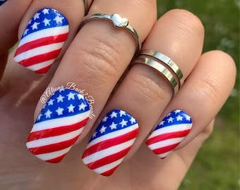 Unhas de pressão com bandeira americana/ Unhas de 4 de julho/ Unhas de pressão patrióticas reutilizáveis/ Unhas pintadas à mão