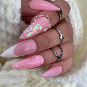Soft Pink Valentine&#39;s Day Nails, Hearts Nails, Valentines Press on Nails