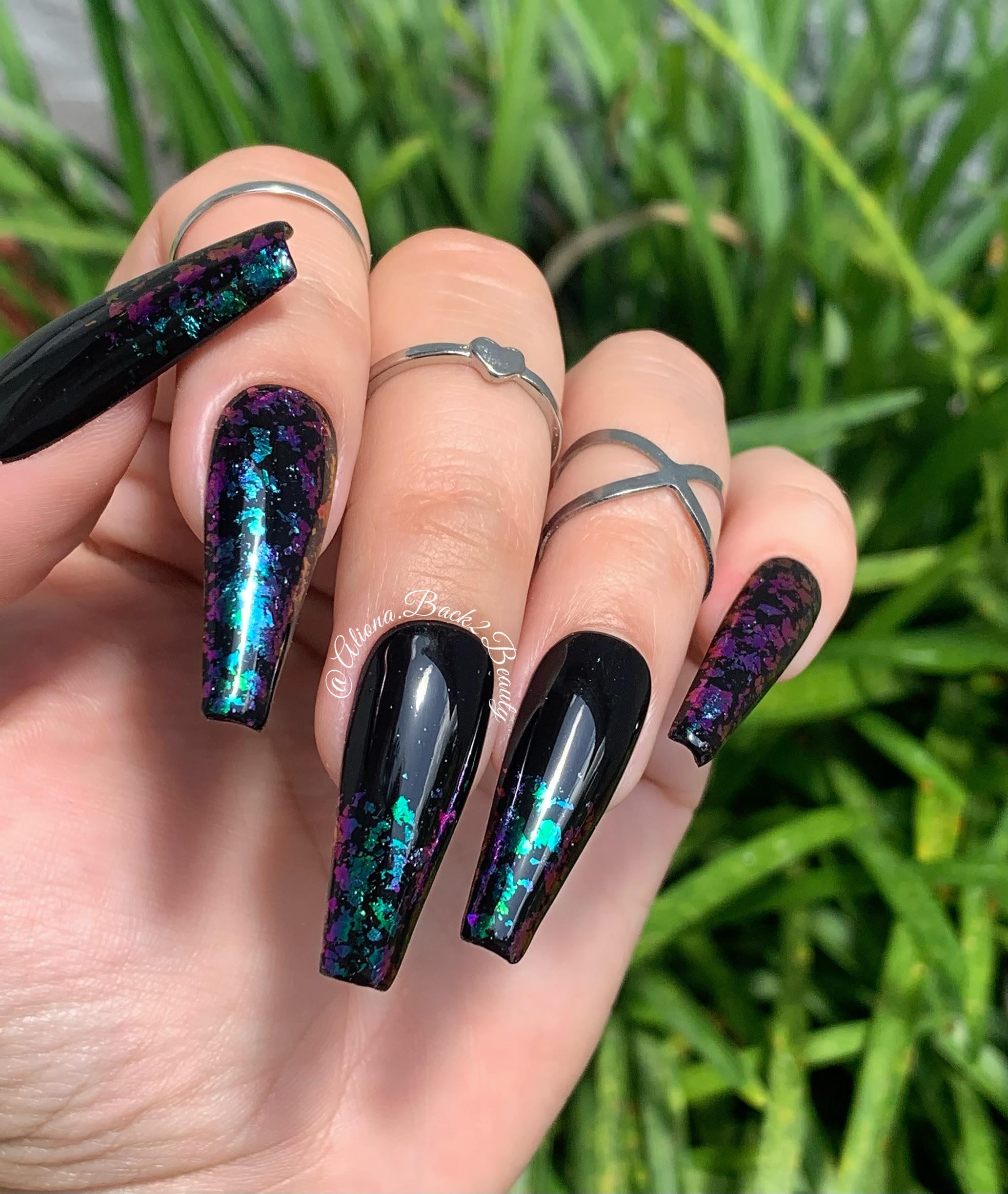 2025 White Neon Foil Nails Shine Bright