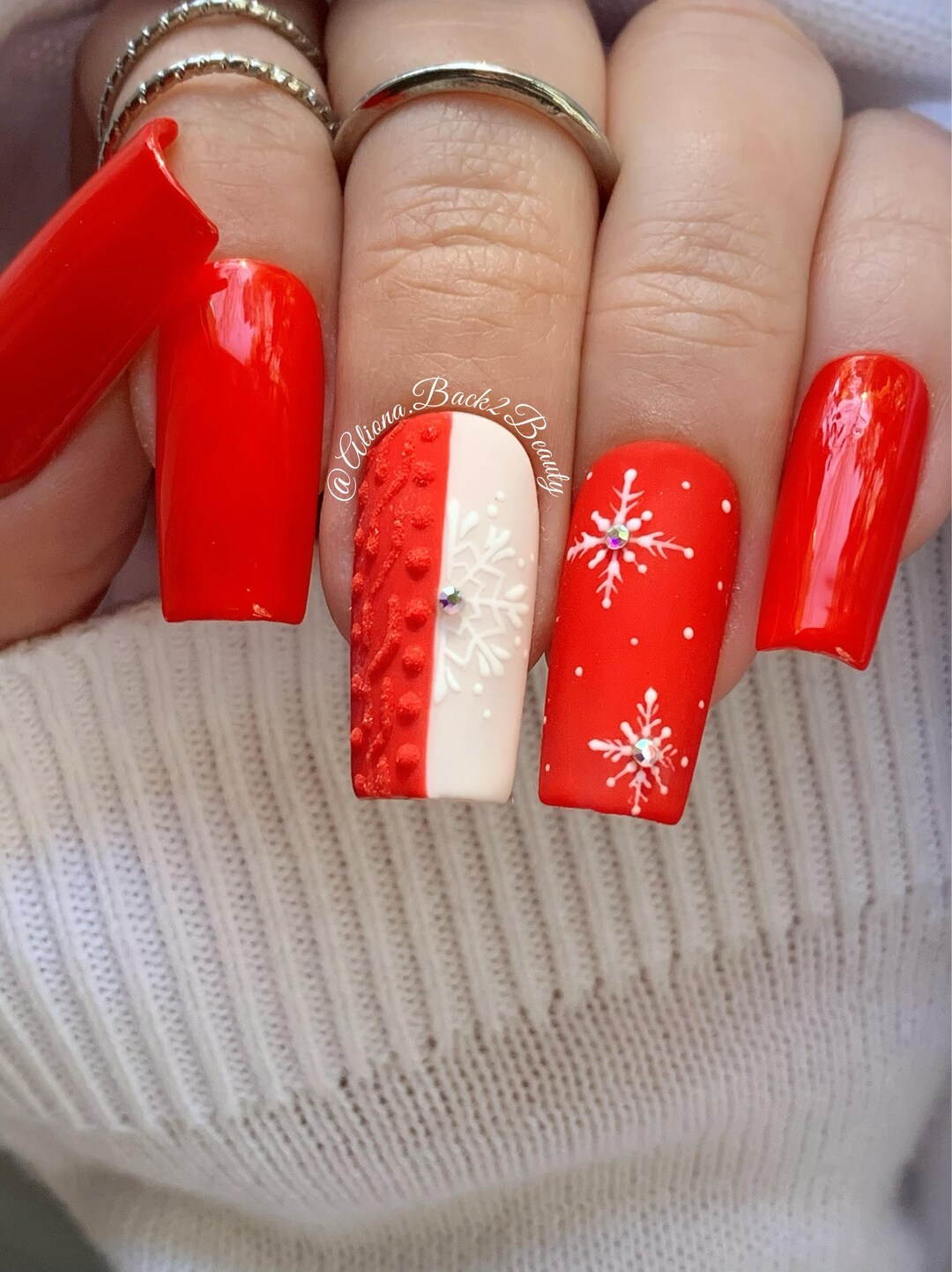 Winter Press on Nails/ Christmas Nails/ Snowflakes Nails/ - Etsy