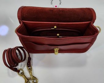 80s Beautiful Vintage COACH NYC Shoulder Purse 9385 Kisslock Turnlock Burgundy Red - RARE