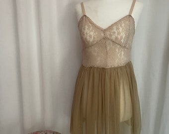 Sukienka romantyczna PreLoved