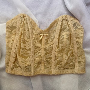 Vintage Lingerie Corset 44DD image 2