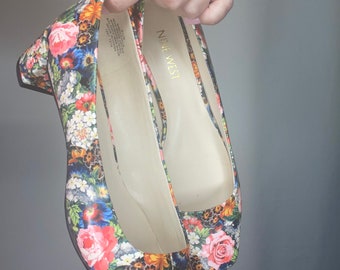 Shabby Chic Vintage Heels