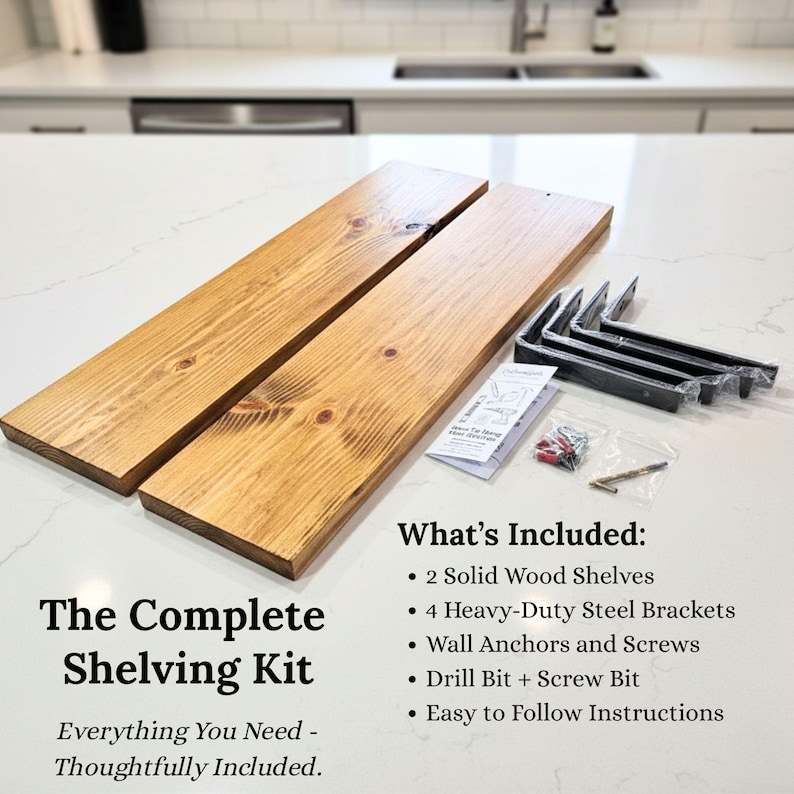 Peut inclure: Un kit d'&eacute;tag&egrave;res complet avec deux &eacute;tag&egrave;res en bois massif et quatre supports en acier robustes. Comprend des chevilles murales, des vis, un foret et des instructions. Facile &agrave; installer.