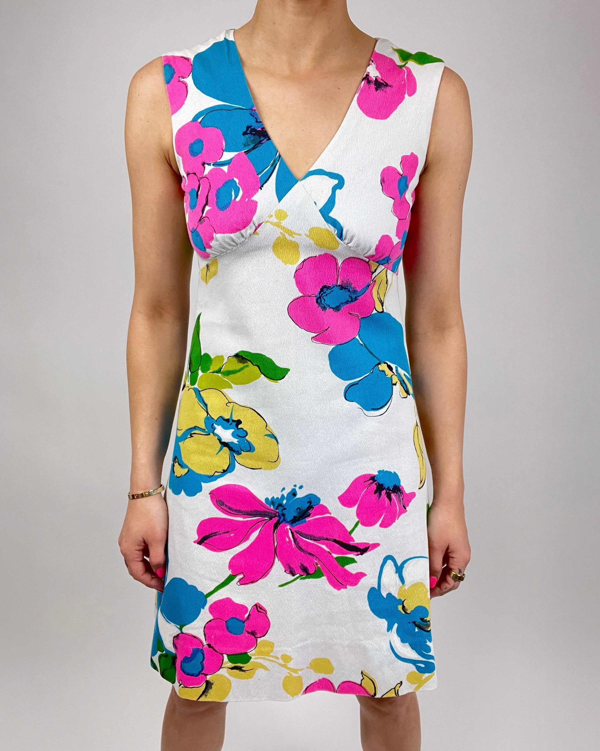 60’s Graphic Floral Pop White Shift Dress main image 0
