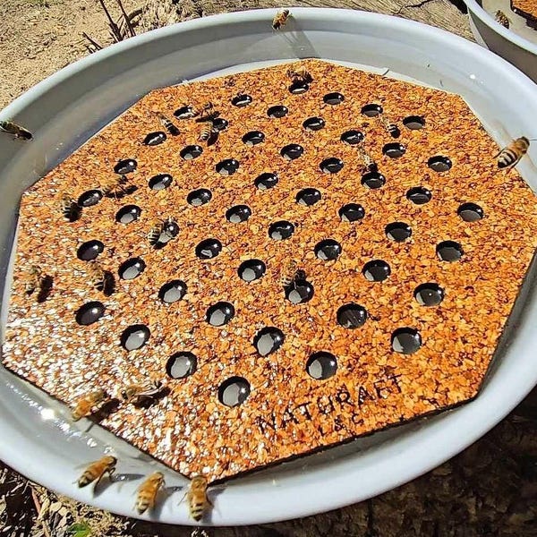 Naturaft Floating Pollinator Island for Bees |Eco-Friendly Cork Bee Waterer | Bee Drinking Station | Bee Raft | Pollinator Hydration