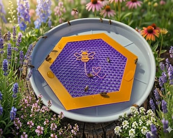 Floating Bee Island with Bee Mosaic: 3D-Printed Waterer