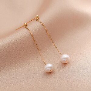 Gift for her, Simple Pearl Earrings, Freshwater Pearl Earrings, Valentines Gift, Graduation Gift, Bridesmaid Gift, Birthday Gift for her
