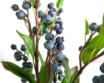Artificial Blueberry Stems, Summer Berry Stems for Home Decor, Realistic Berry Stems for Wreath Making, Floral Arranging Supplies