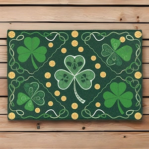 Area Rugs Festive Shamrock and Celtic Knot Indoor Rug Design St. Patrick&#39;s Day Home Decor Holiday Accent Mat Green and Gold Coin