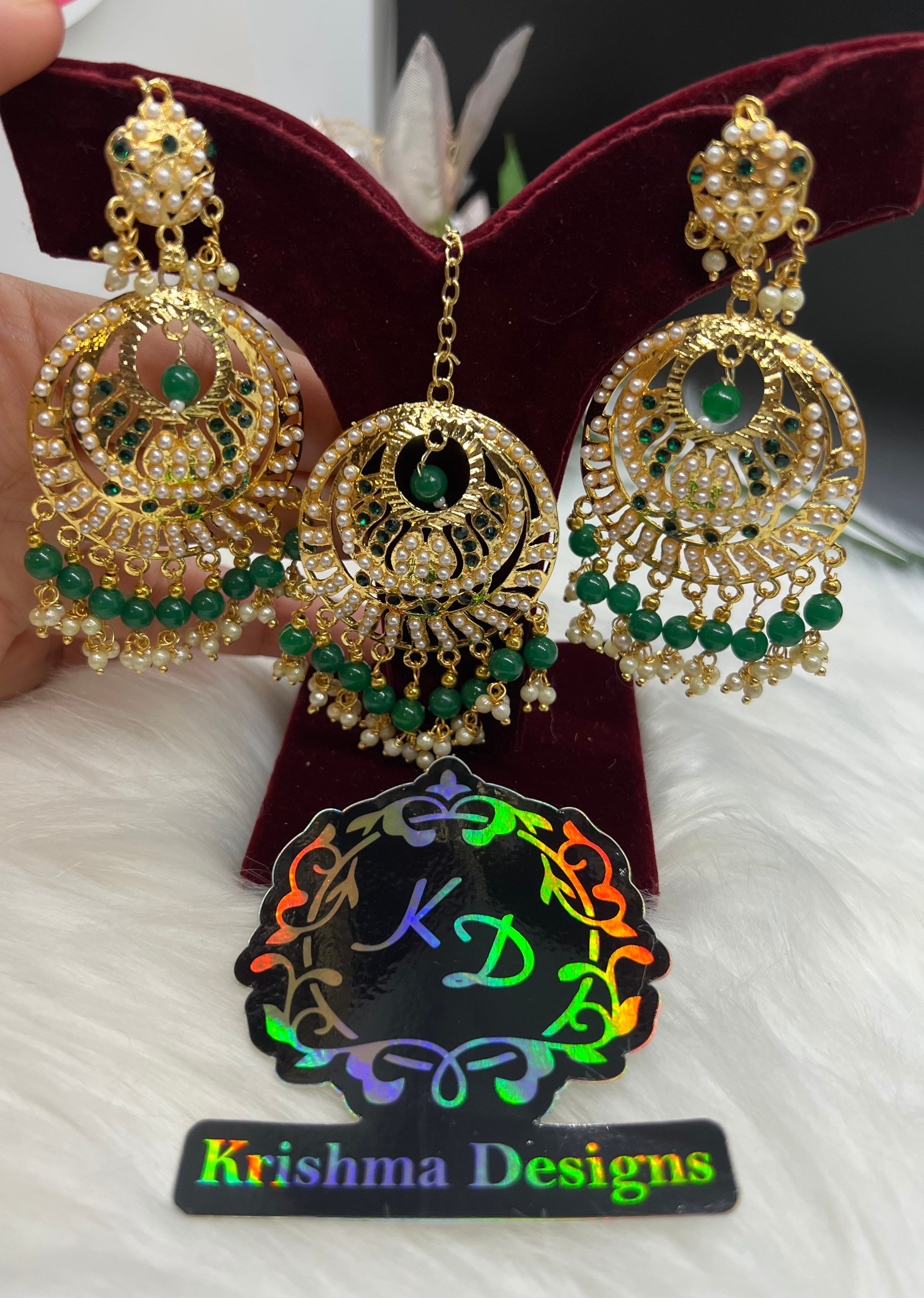 Beautiful Punjabi Pipal Patti Jadau Oversize earring and mang tikka set. Lightweight jewelry. Indian pakistani jewelry. Jago jewelry. Multi