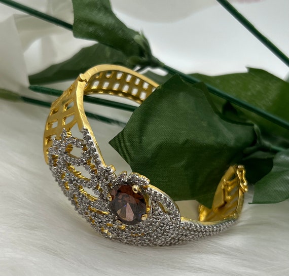 Beautiful Indian American Diamond Handcuff Braclet. Hand Accessory