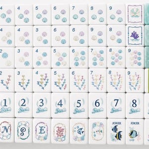 Luxury Ocean Inspired Mahjong Set Shimmering Pearl Blue Acrylic Tiles Coastal Beach Aesthetic Board Game Custom Mahjong Gift afbeelding 4