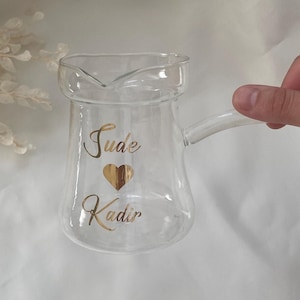 Personalisierte türkische Kaffeekanne aus Borosilikatglas: Bräutigam Cezve Geschenk