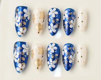 Blue Floral Press On Nails, Gold Foil Nails, Japanese Style Nails, Everyday Nails, Chrome Nails, Reusable Nails, Blue Nails, Custom Nails