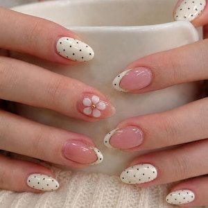 Cute White Polka Dot Press On Nails, 3D Flower Nails, polka Dot French Tip Nails, Minimalist Floral Nails, Cute Short Nails, Handmade Set