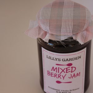 Mixed Berry Jam Generous 375ml Jar image 5