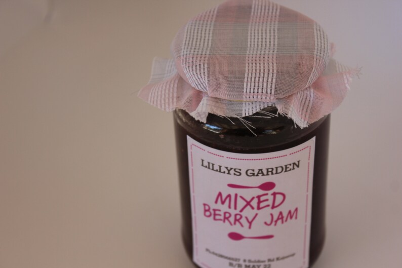 Mixed Berry Jam Generous 375ml Jar image 5