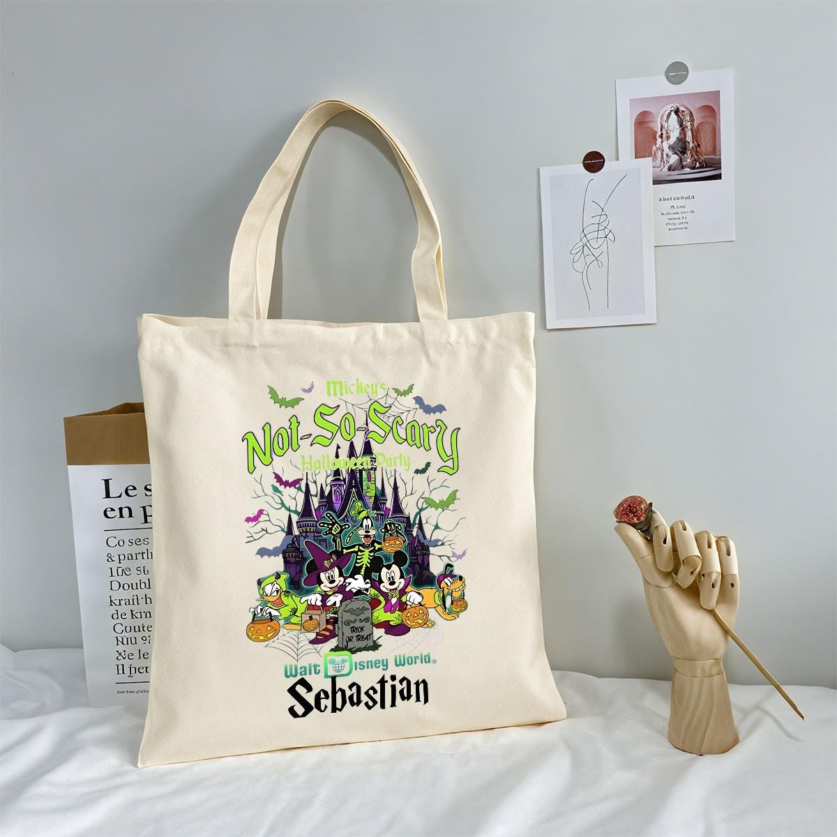 カリフォルニア ディズニー ハロウィン限定 トートバッグ＋おまけ付き