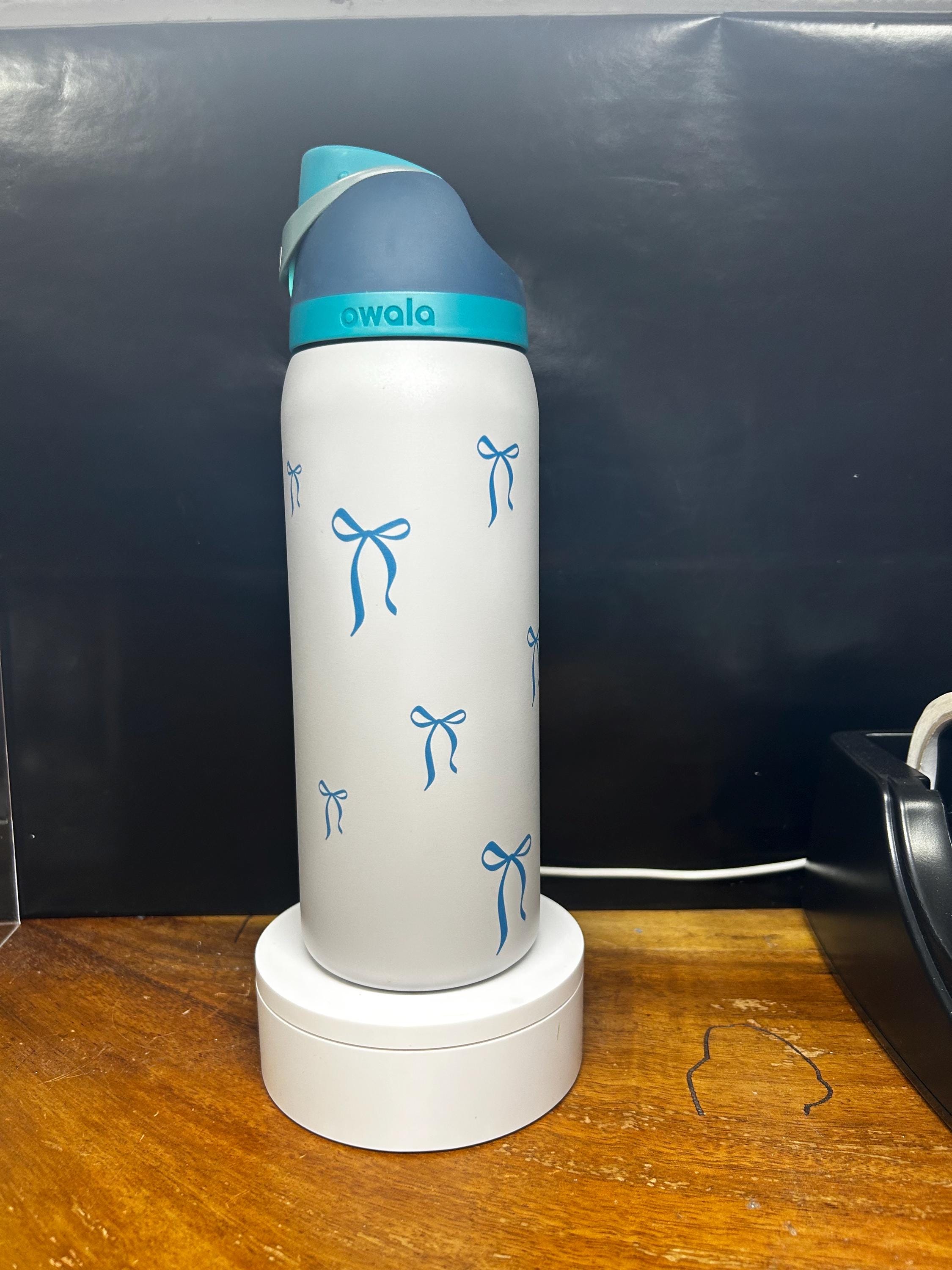 Owala bow blue water bottle - Etsy 日本