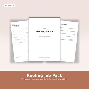 Può includere: Un set di documenti di 13 pagine per lavori di copertura con una copertina intitolata Roofing Job Pack che include sondaggio, preventivo, foglio di lavoro e variazioni. Pagine bianche con testo nero e accenti marroni.