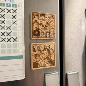 Ruffy und Crew Bambus Magnet Flaschenöffner