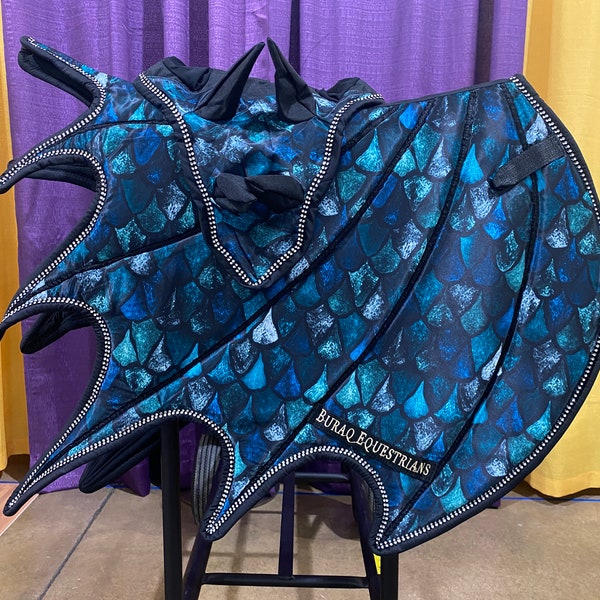 Teal Blue Dragon Scale Saddle Pad; Handmade Dragon Scales Wing Saddle Pad for Horse with Matching Ear Bonnet with Horns & Brushing boots