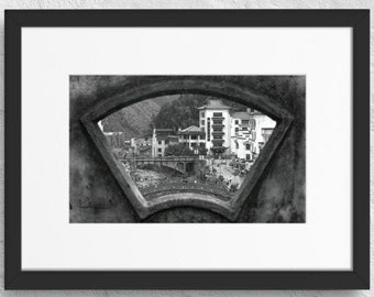 China a través de una ventana de papel mate enmarcado cartel con estera