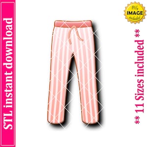 Peut inclure: Un pantalon de pyjama à rayures roses et blanches avec une taille à cordon. Le pantalon a une ceinture rose et est étiqueté "PNG IMAGE included" et "11 Sizes included". L'image est un téléchargement numérique.