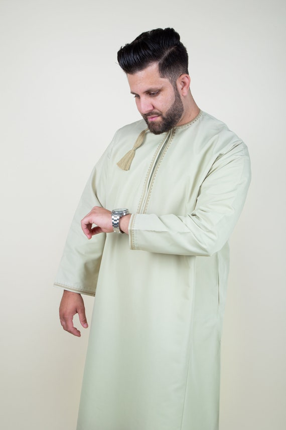 Buy Omani Thobe, Jubbah, Jubba, Dishdasha, Men's Islamic Clothing Online in  India 