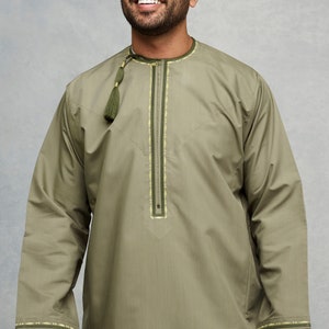 Omani Thobe, Jubbah, Jubba, Dishdasha, Men&#39;s Islamic Clothing