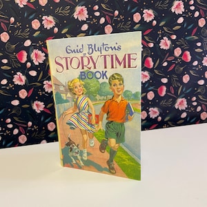 Vintage Hardback Enid Blyton children’s book ‘Storytime Book’ Dean & Sons 1964