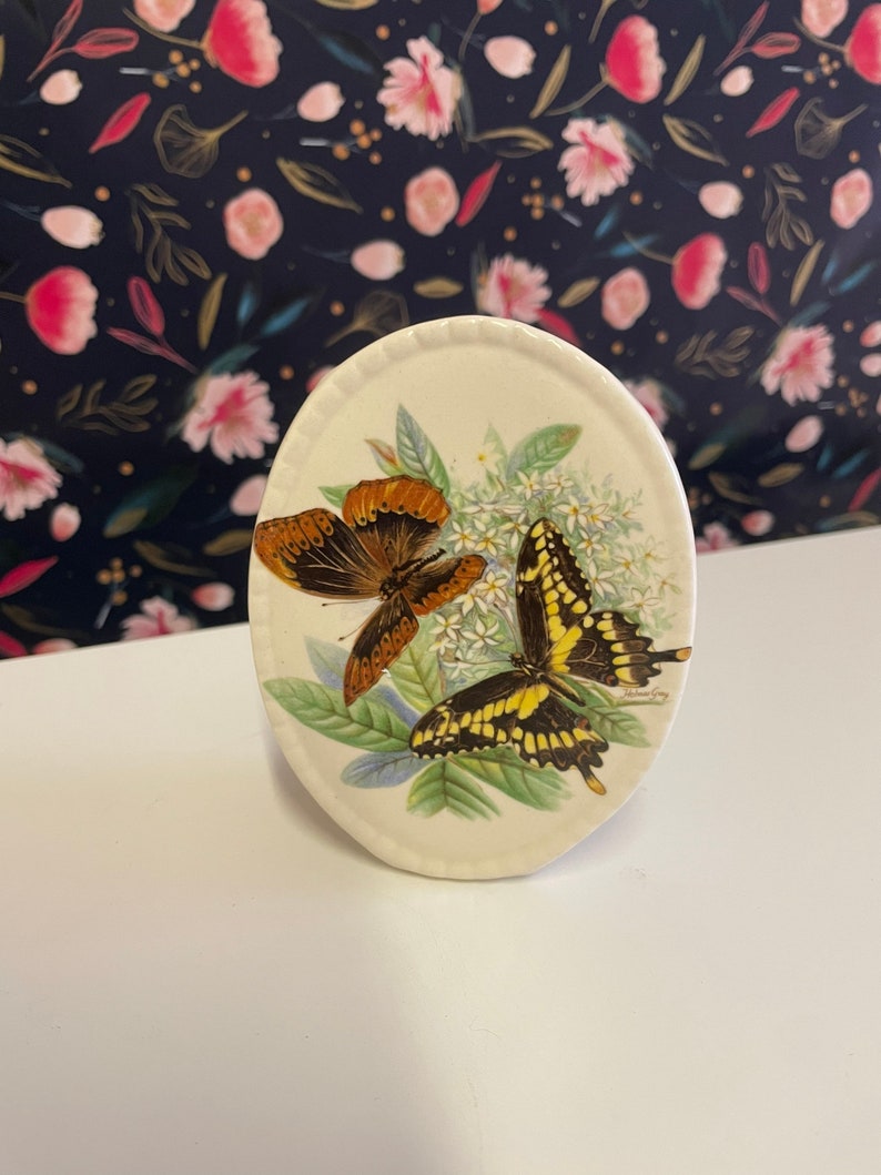 Vintage Fontmell potteries butterfly themed small vase 2587 image 5