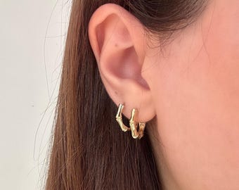 14K Solid Gold Bambus Hoop Ohrringe, Minimalistische Chunky Huggie Creolen, Natur inspirierte Echt Gold Ohrringe, Minimalist Tiny Huggie, Geschenk für Sie