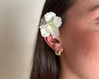 14 K Gold Klappohrringe Huggie, einfache Tropfenohrringe, perfekter minimalistischer Look, tägliche zierliche Ohrringe, Geschenk für Freundin, Geschenk für sie