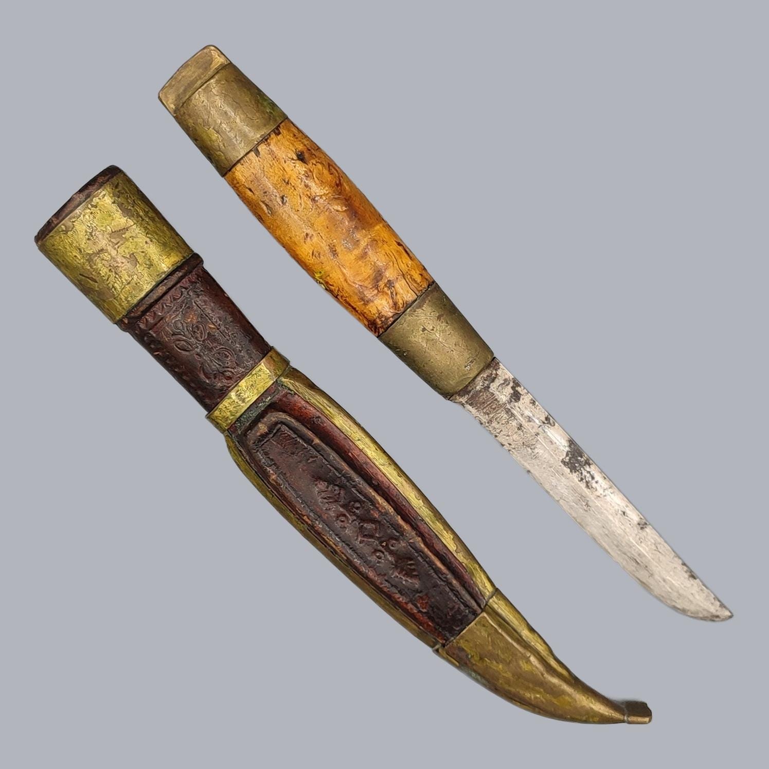 Kauhava puukko - Etsy 日本