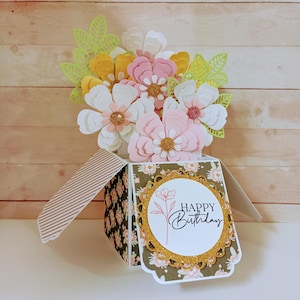 Carte de joyeux anniversaire fleurs, carte de fête des mères faite main, carte d'anniversaire fleurs pop-up, carte de voeux pop-up boîte 3D faite main