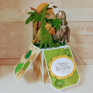 Carte de joyeux anniversaire, carte de dinosaure, carte de joyeux anniversaire de dinosaure, carte de dinosaure en boîte 3D, carte de voeux pop-up en boîte 3D faite main, carte en boîte